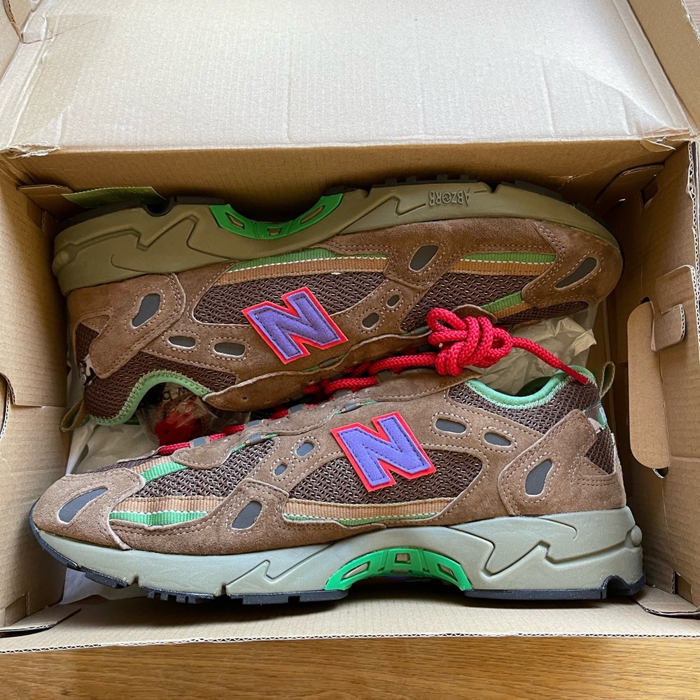 New Balance x Stray Rats 827 Sewer Stompers New With Box. Rare Find
